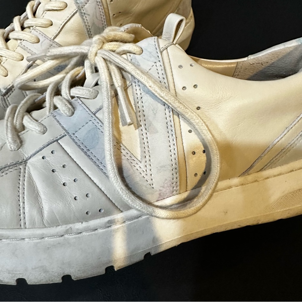 Vionic Cream Leather Sneakers with Pastel Floral Accents - Picture 7 of 11